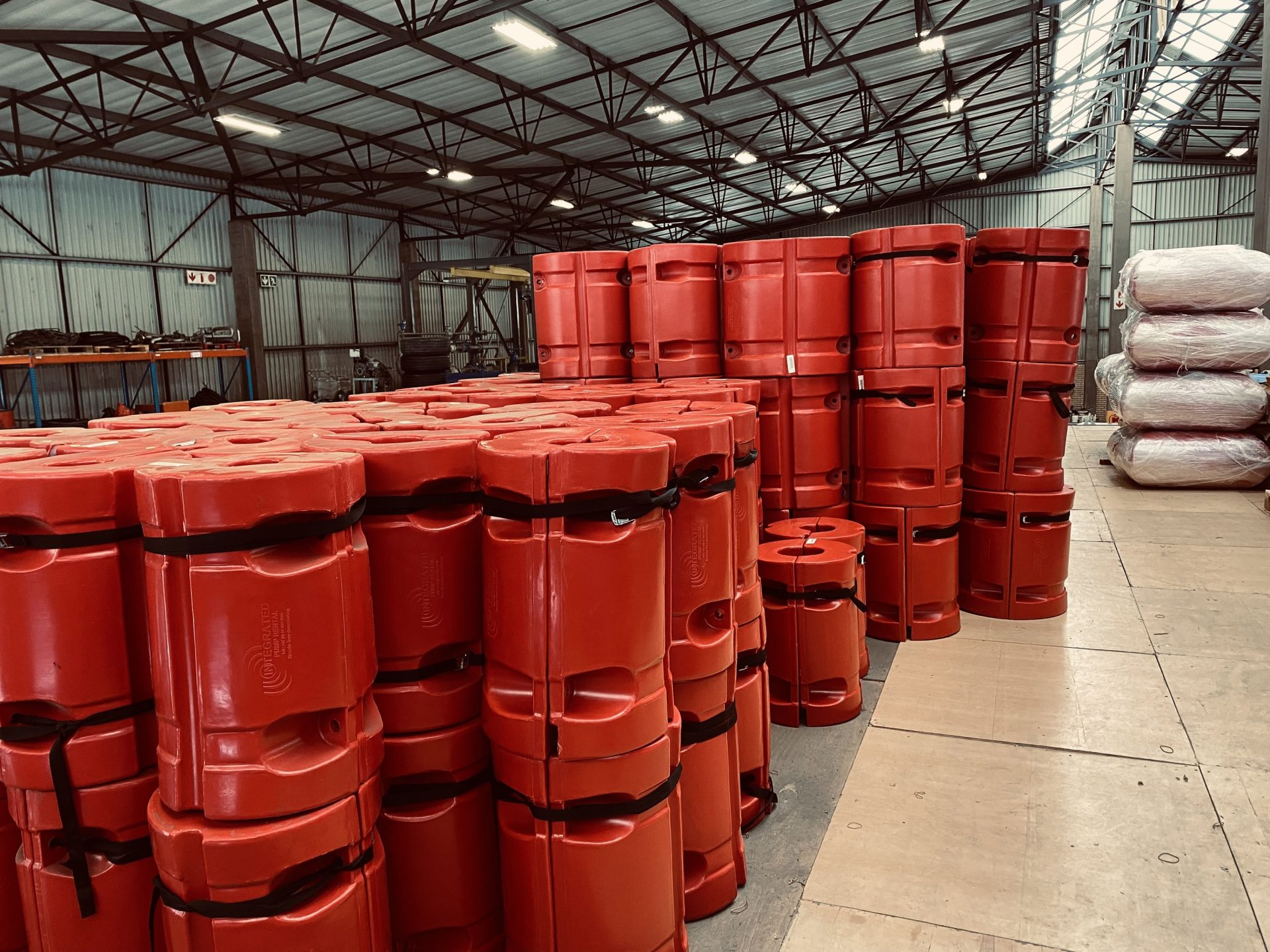 EASY ACCESS TO PUMP AND HOSE FLOTATION DEVICES SubSahara Mining