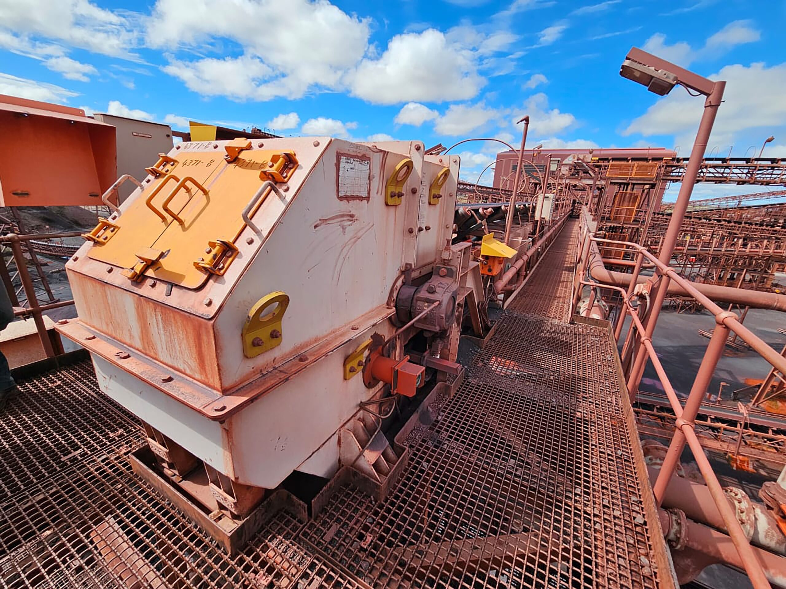 UNDERSTANDING OF MATERIAL AND FLOW UNDERPINS WEBA CHUTE DESIGN - Sub ...